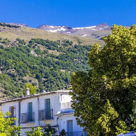 Hotel Rural Real De Poqueira